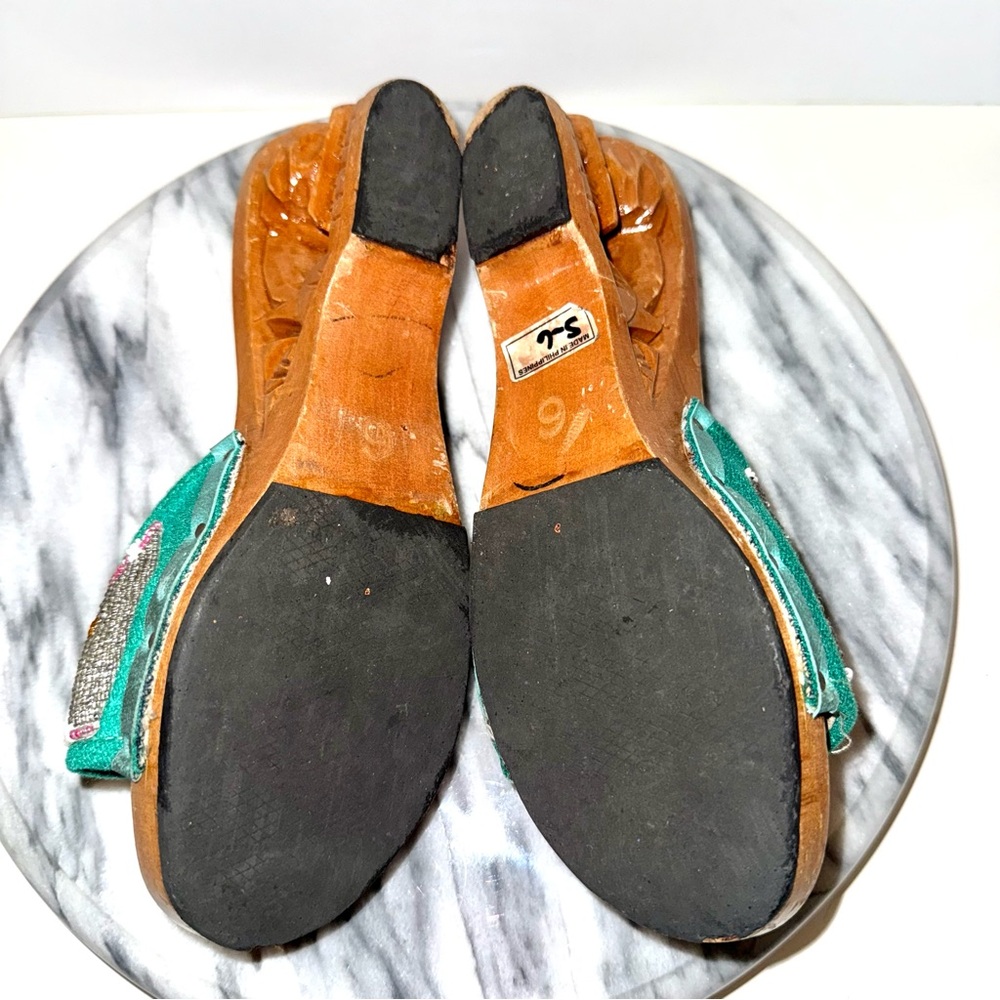 Vintage 1940’s Mid-Century Philippines Wood Hand Carved & Beaded Sandals size 6 - Picture 6 of 7